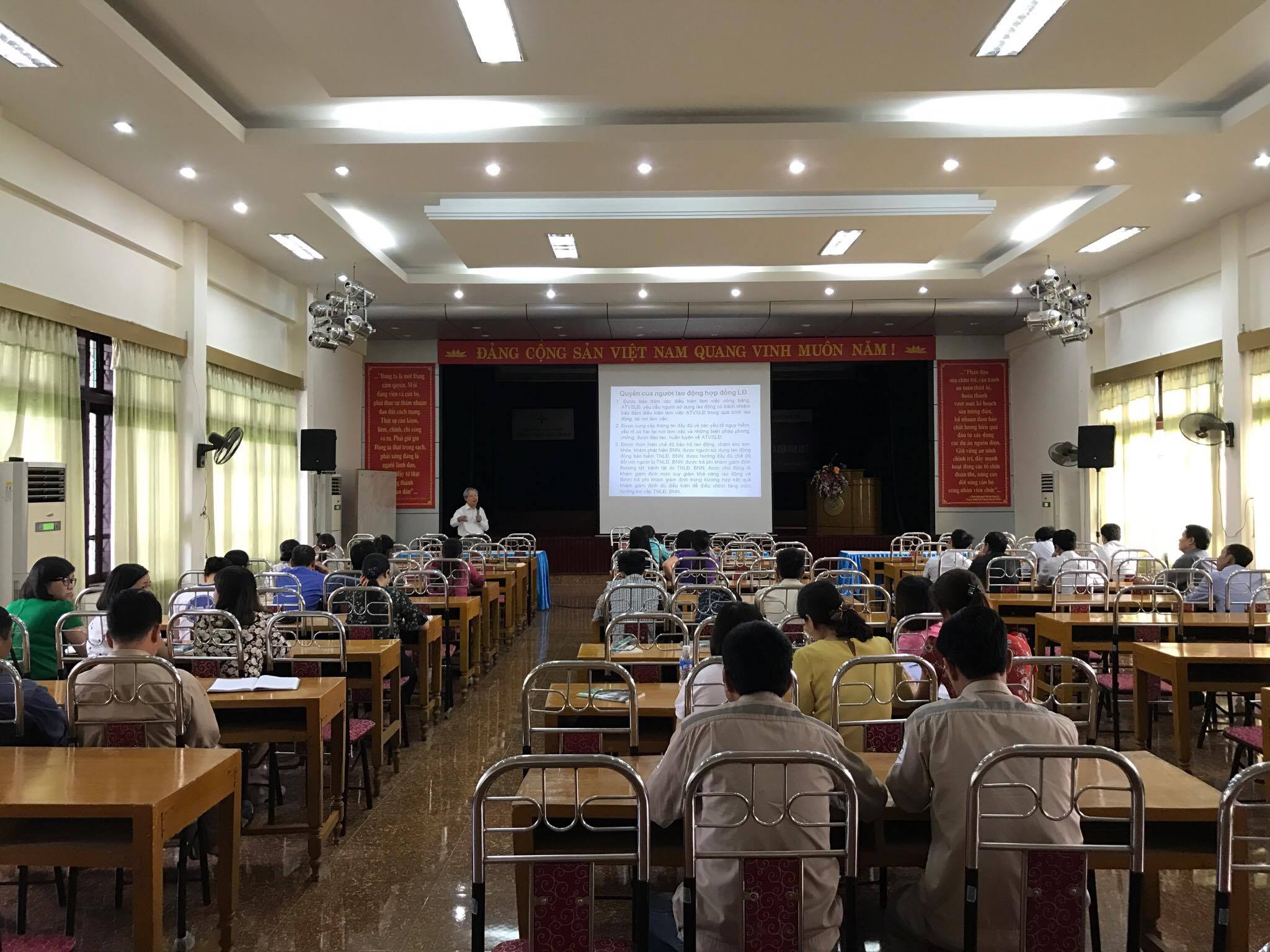huấn luyện an toàn lao động tại Uông Bí